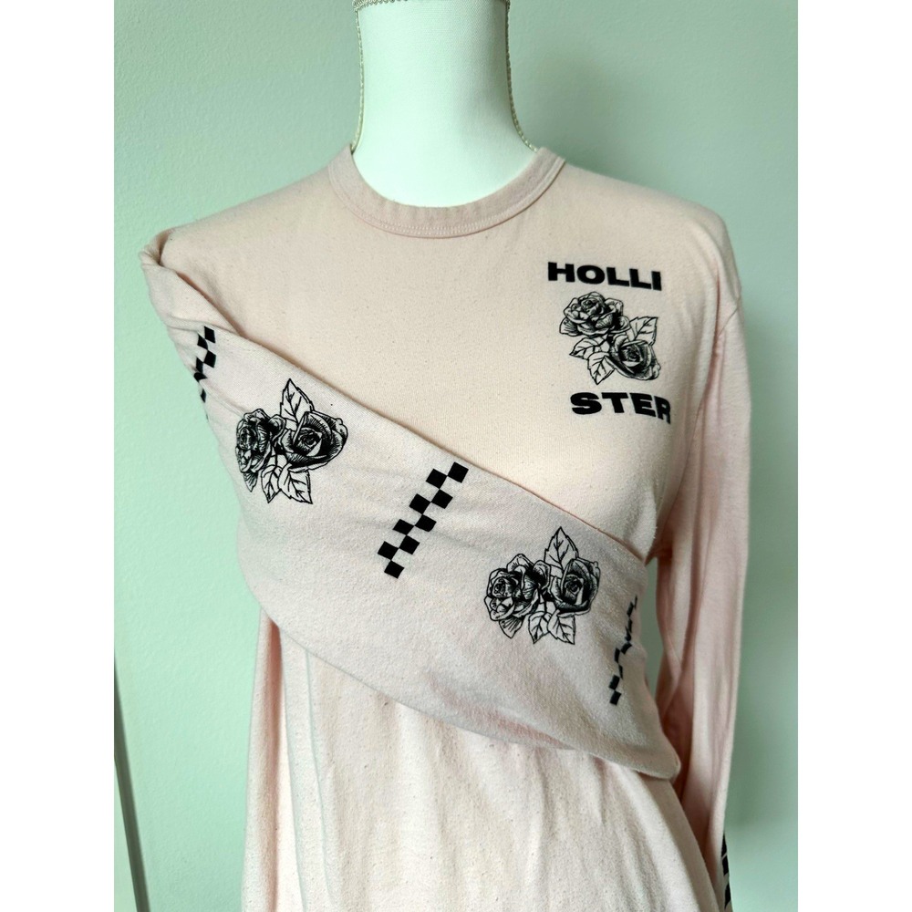 Hollister Women's M Pink Logo Graphic Print Long Sleeve Crew Neck Knit T-Shirt